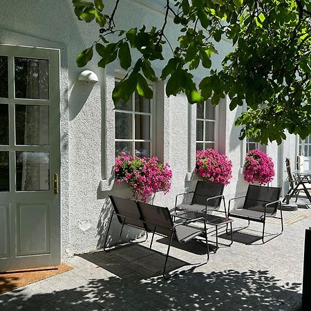 Apartment Mit Gartenblick Und Terrasse Baden Dış mekan fotoğraf