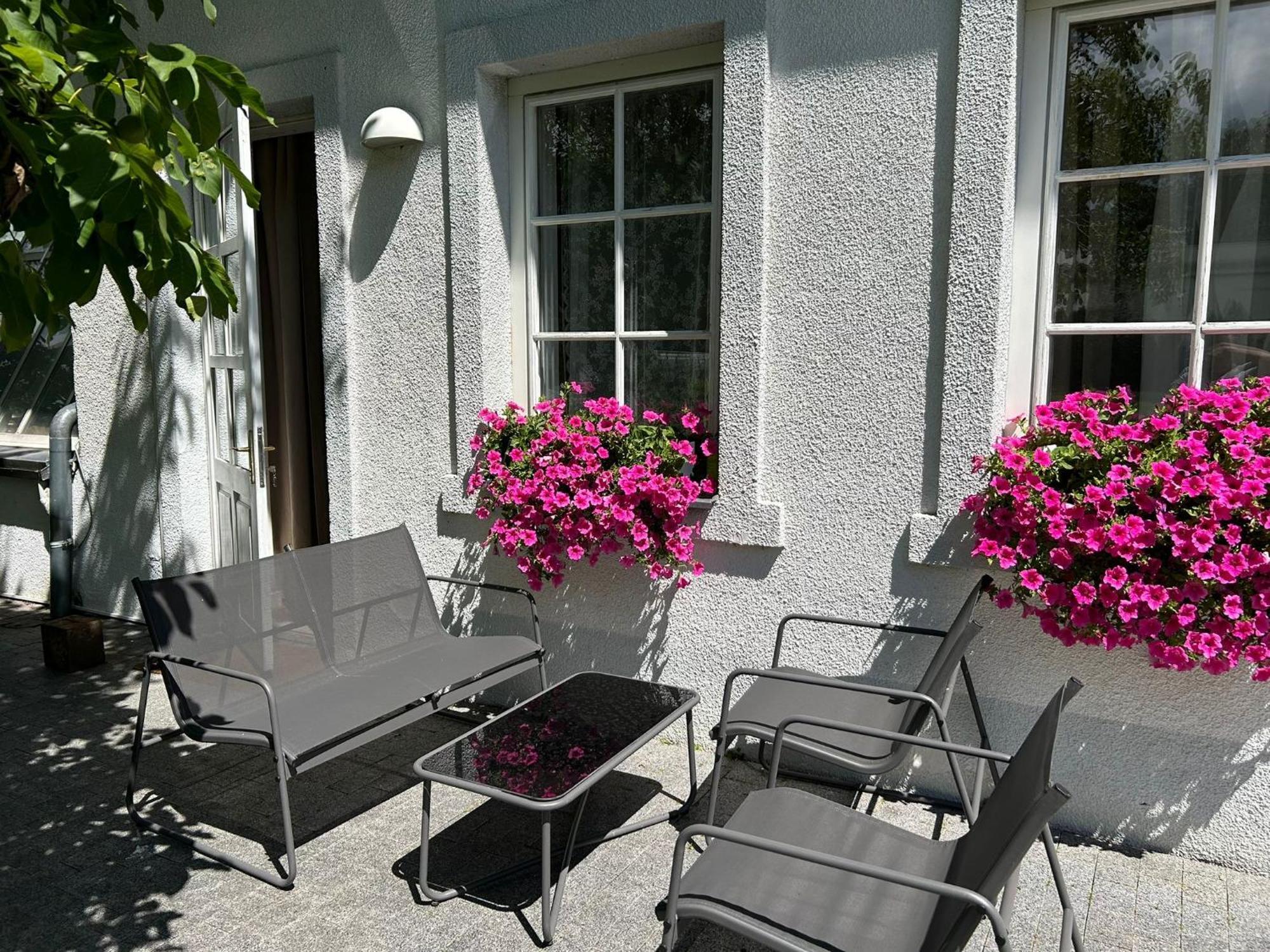Apartment Mit Gartenblick Und Terrasse Baden Dış mekan fotoğraf